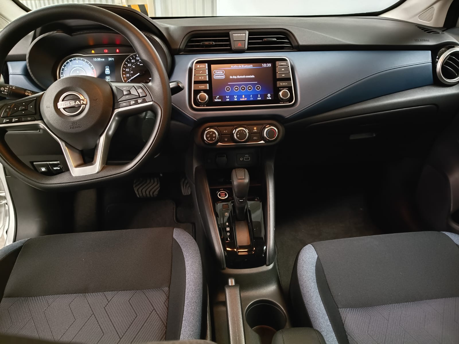 2025 Nissan VERSA 4P ADVANCE L41.6 AUT