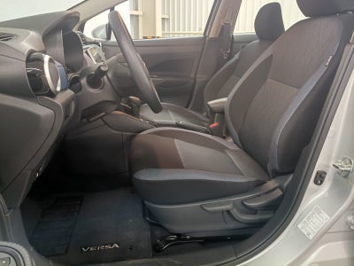 2025 Nissan VERSA 4P ADVANCE L41.6 AUT