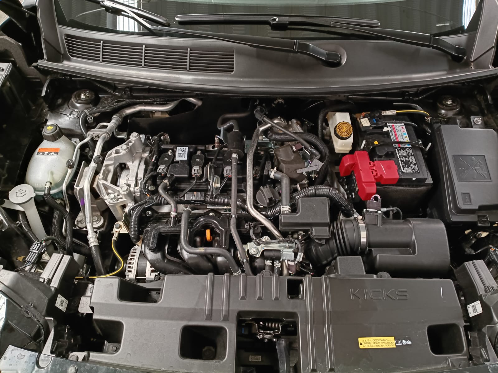 2025 Nissan KICKS 5P PLATINUM L42.0 AUT