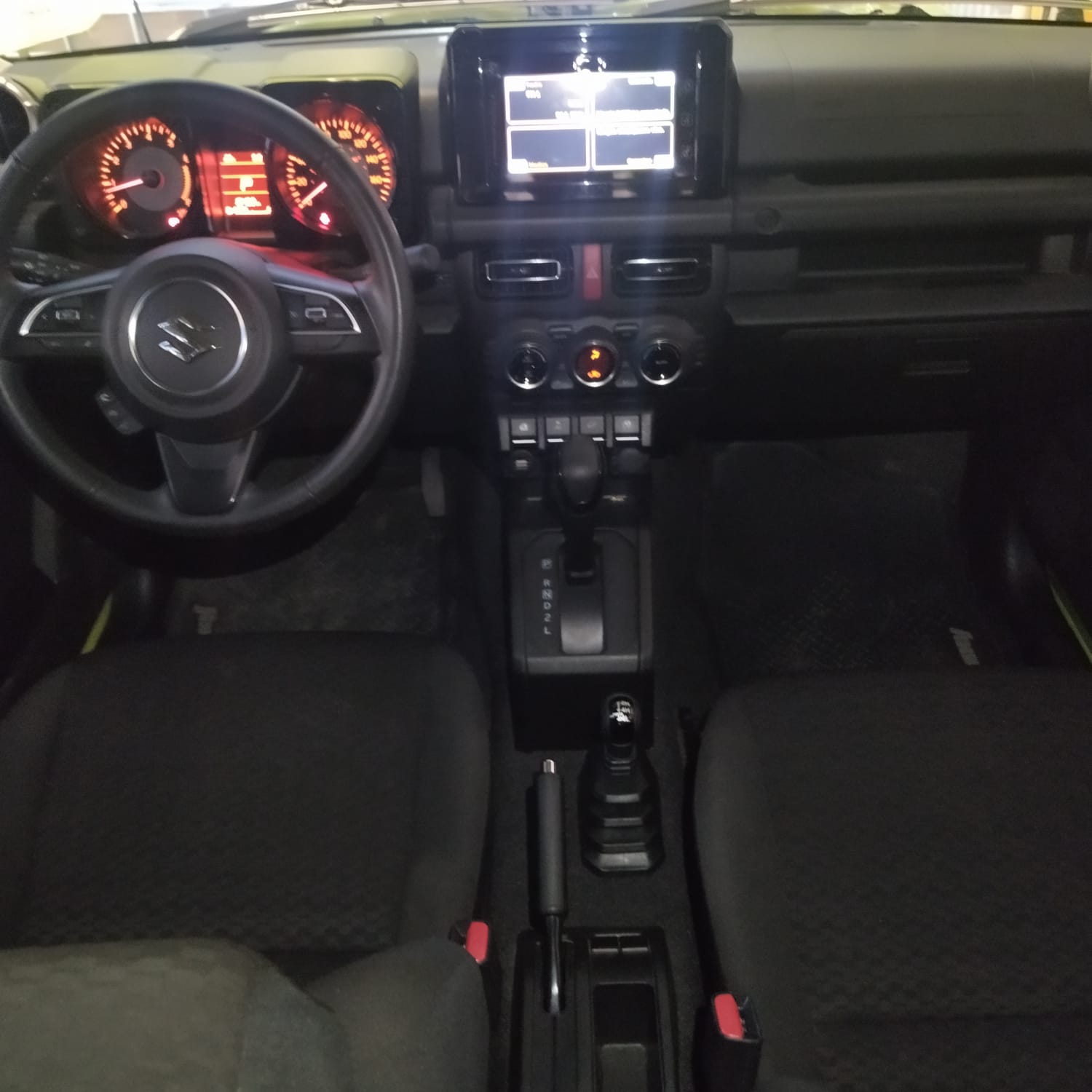 2024 SUZUKI JIMNY 5P GLX BITONO L41.5 AUT