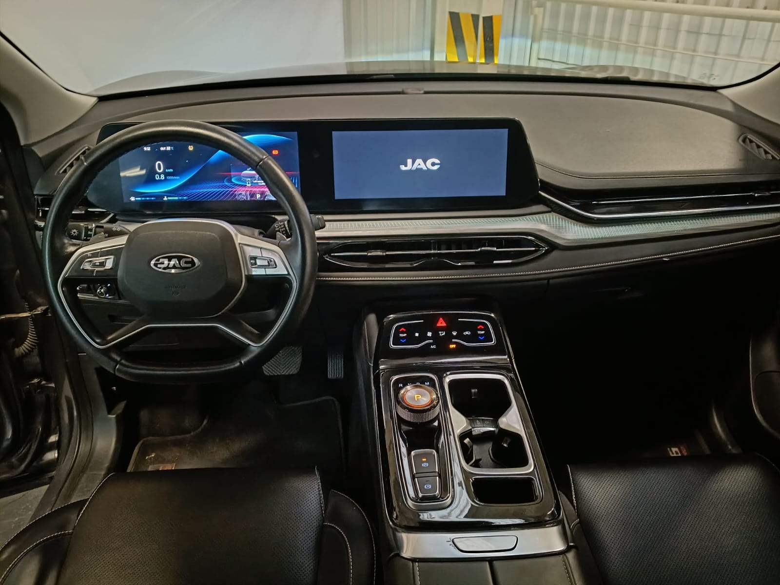 2023 JAC SEI6 5P PRO LIMITED L41.5T AUT