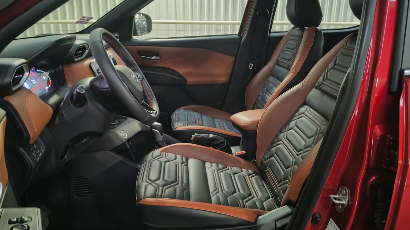 2025 Nissan MAGNITE 5 PUERTAS EXCLUSIVE 1.0 LTS CVT T